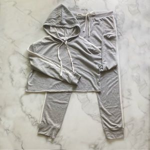 Two pieces set gray